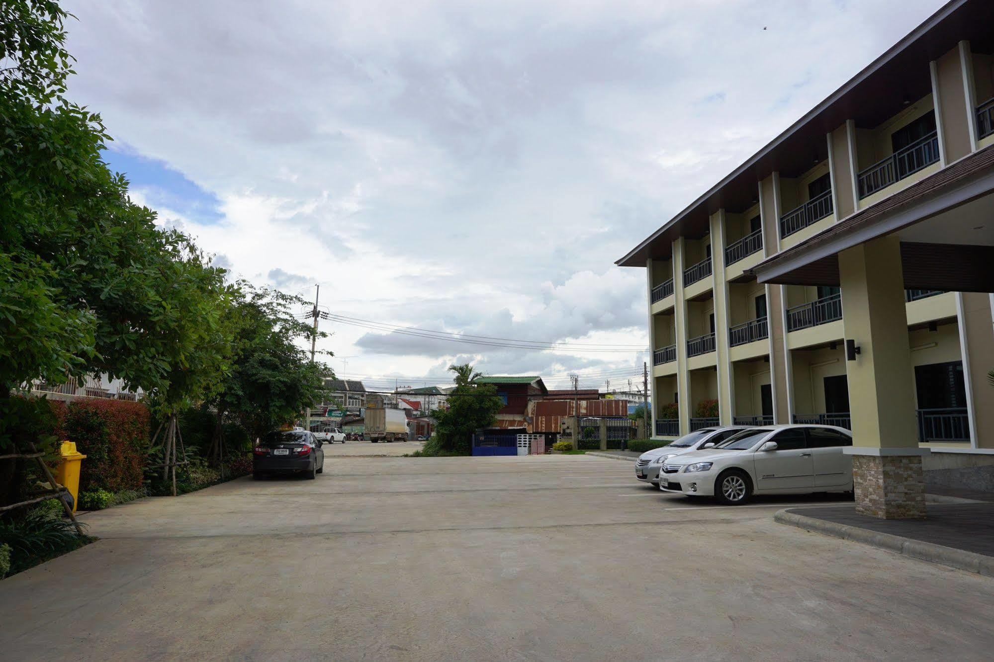Morage Hotel Phitsanulok Exterior photo