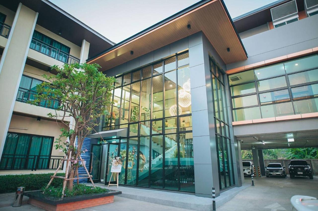 Morage Hotel Phitsanulok Exterior photo